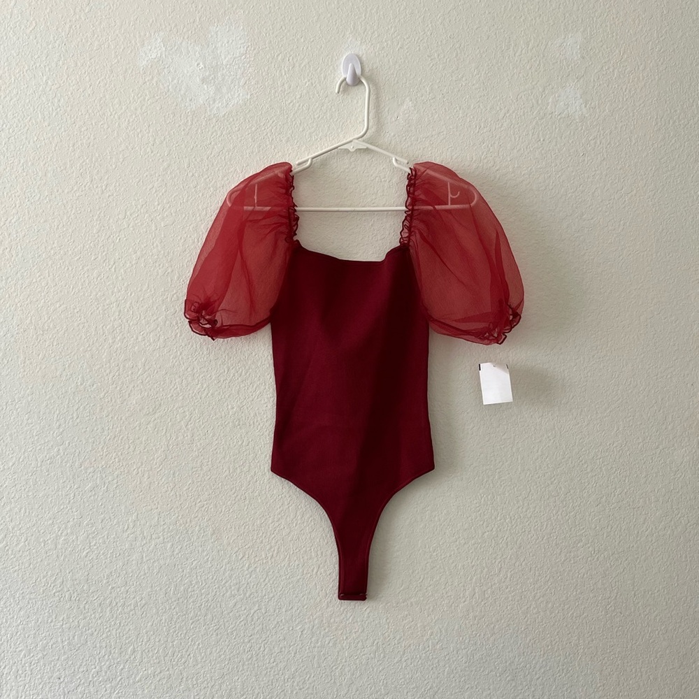 New ASTR The Label‎ Darling Mesh Puff Sleeve Bodysuit Size Medium - Picture 5 of 5